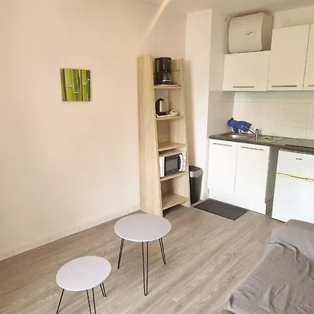 Apartment Joli Cosy Design , 4 Pers, Parking *